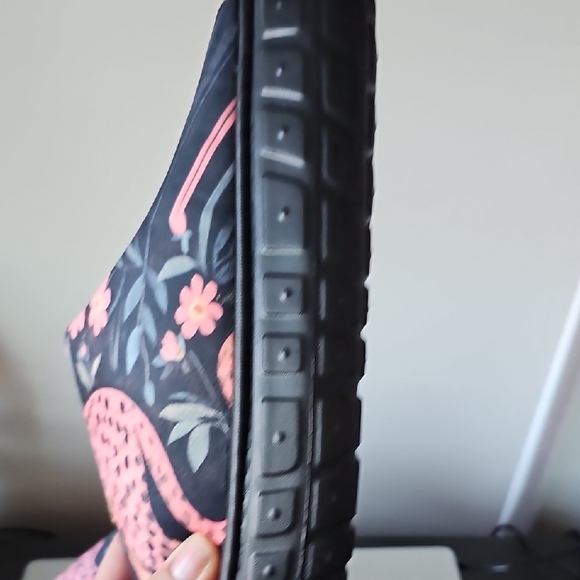 Leopard Print Slippers - Picture 7 of 8